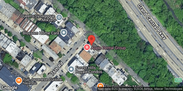 Aerial map of 76-02 GRAND CENTRAL PKWY, Queens